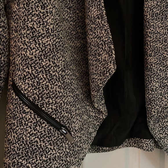 Reitmans blazer - Picture 2 of 6